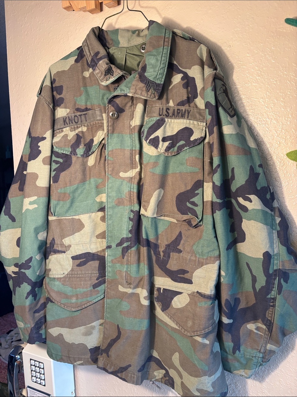 EUC VINTAGE U.S. Army Woodland Camo Field Jacket - Green, Brown, Black